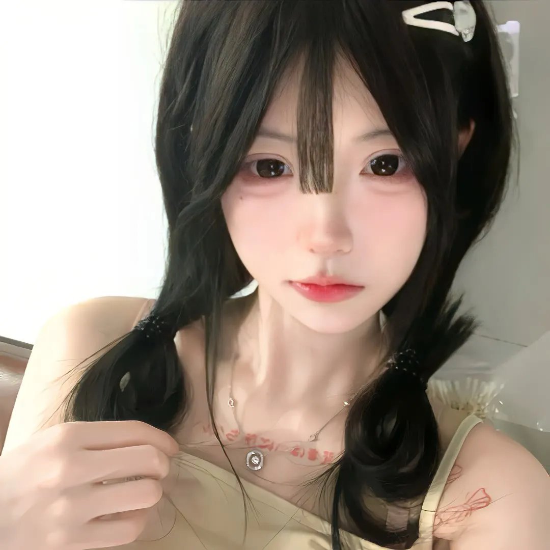 后窗的女人